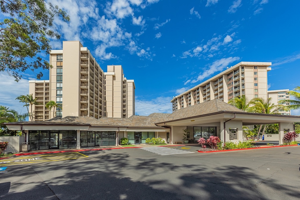 Main image view of the resort