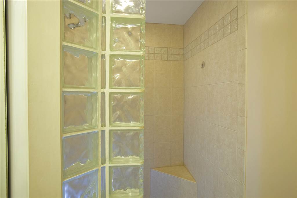Unit photo #12
