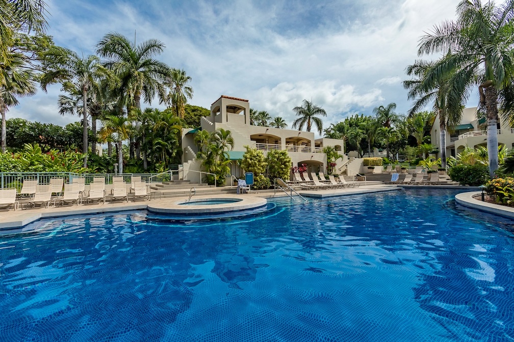 Resort photo #8